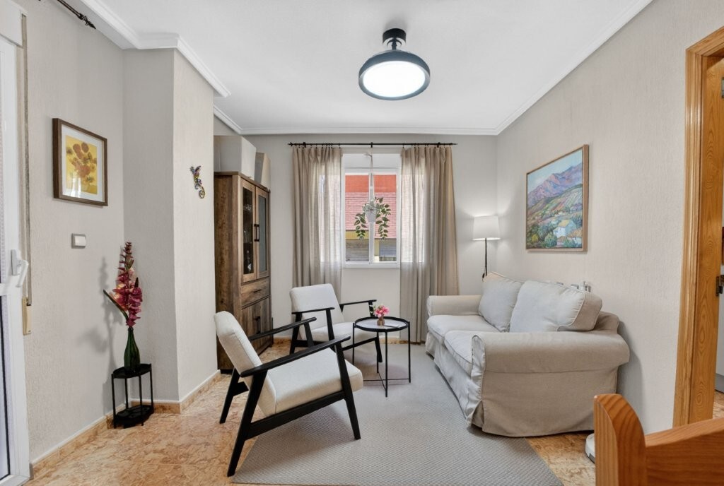 For sale - 3 Bedroom 3 Bathroom Apartment in Torrevieja - Costa Blanca  - Alicante