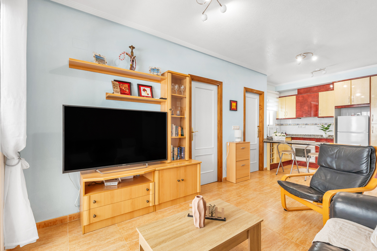 For sale - 2 Bedroom 1 Bathroom Apartment in Orihuela Costa -  - Alicante
