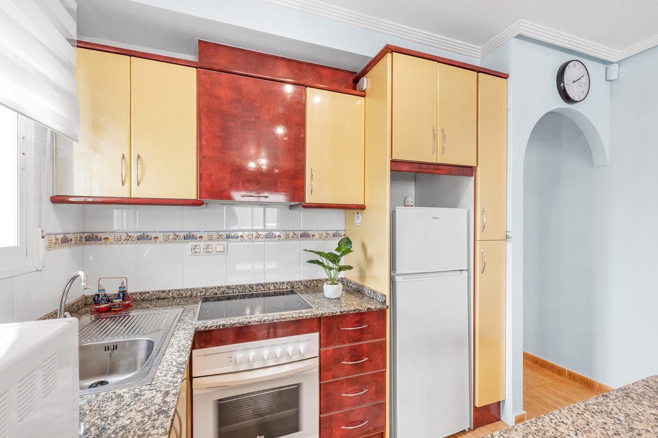 For sale - 2 Bedroom 1 Bathroom Apartment in Orihuela Costa -  - Alicante