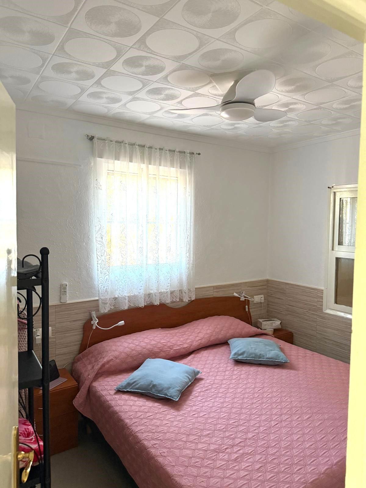 For sale - 2 Bedroom 1 Bathroom Bungalow in Torrevieja - Torretas  - Alicante