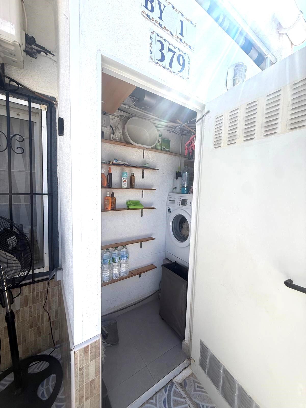 For sale - 2 Bedroom 1 Bathroom Bungalow in Torrevieja - Torretas  - Alicante