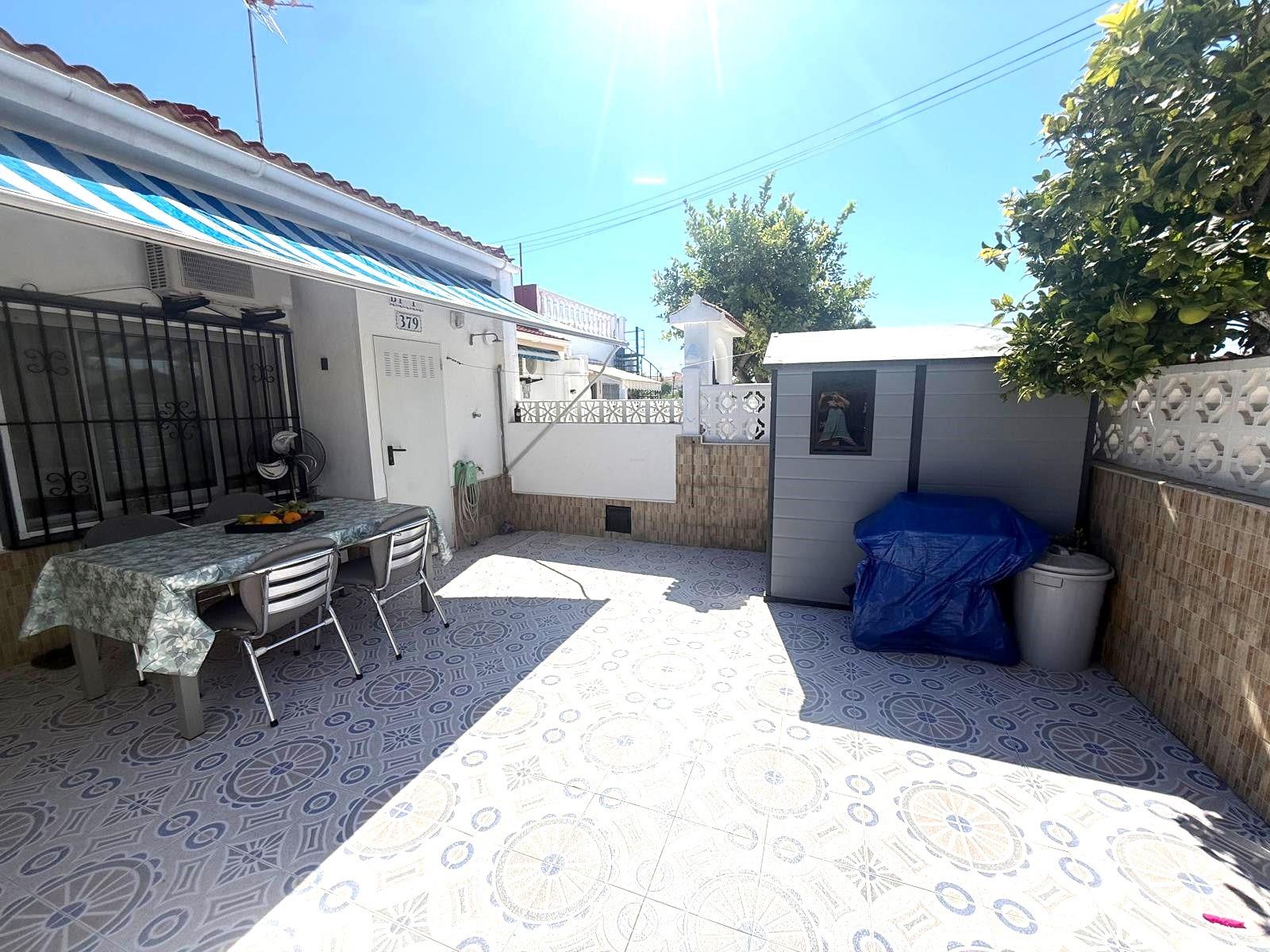 For sale - 2 Bedroom 1 Bathroom Bungalow in Torrevieja - Torretas  - Alicante