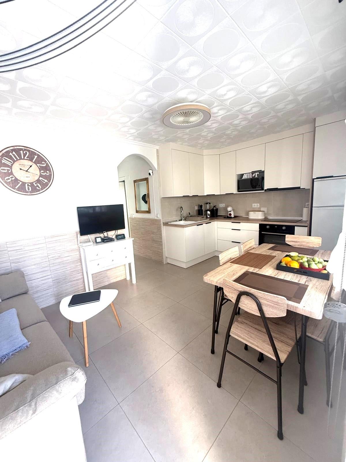 For sale - 2 Bedroom 1 Bathroom Bungalow in Torrevieja - Torretas  - Alicante