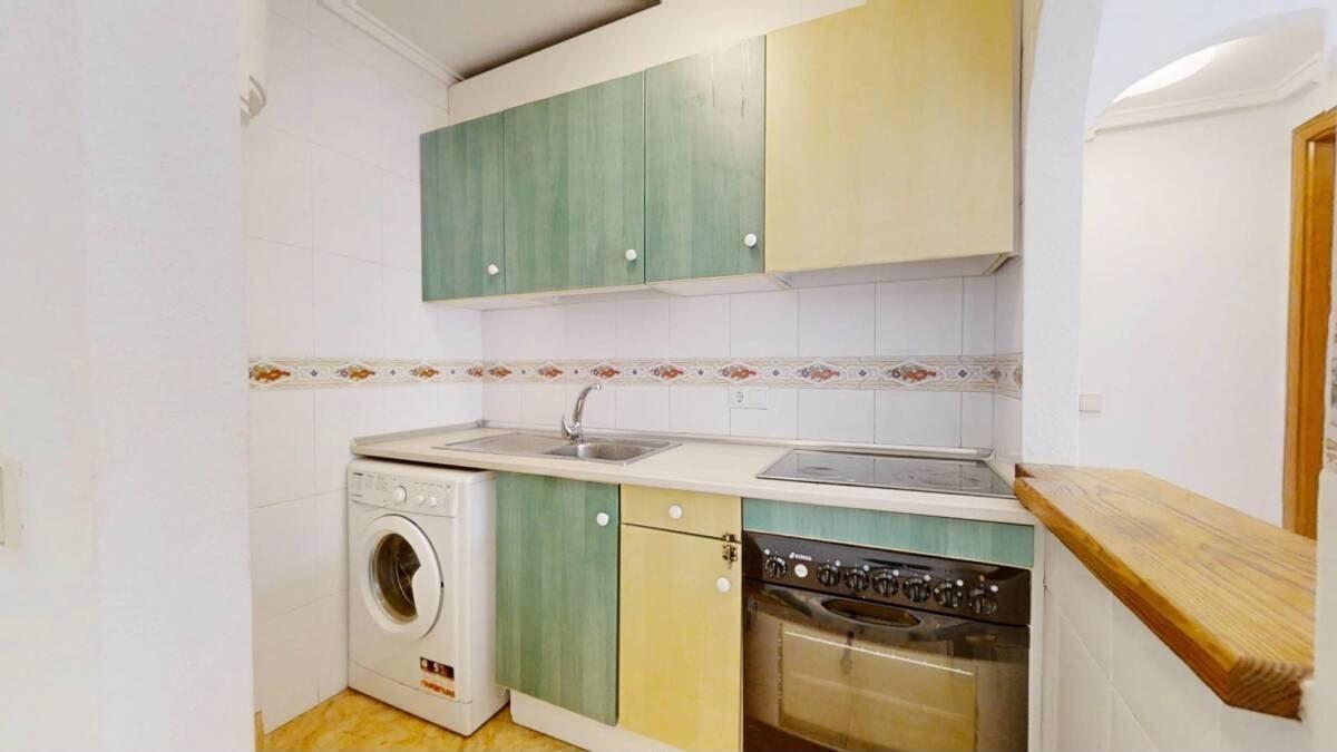 For sale - 2 Bedroom 1 Bathroom Penthouse in Torrevieja - El Molino  - Alicante