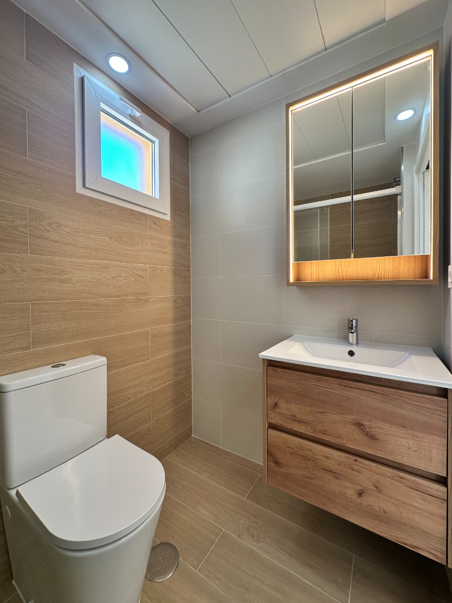 For sale - 2 Bedroom 1 Bathroom Apartment in Orihuela Costa - Costa Blanca  - Alicante