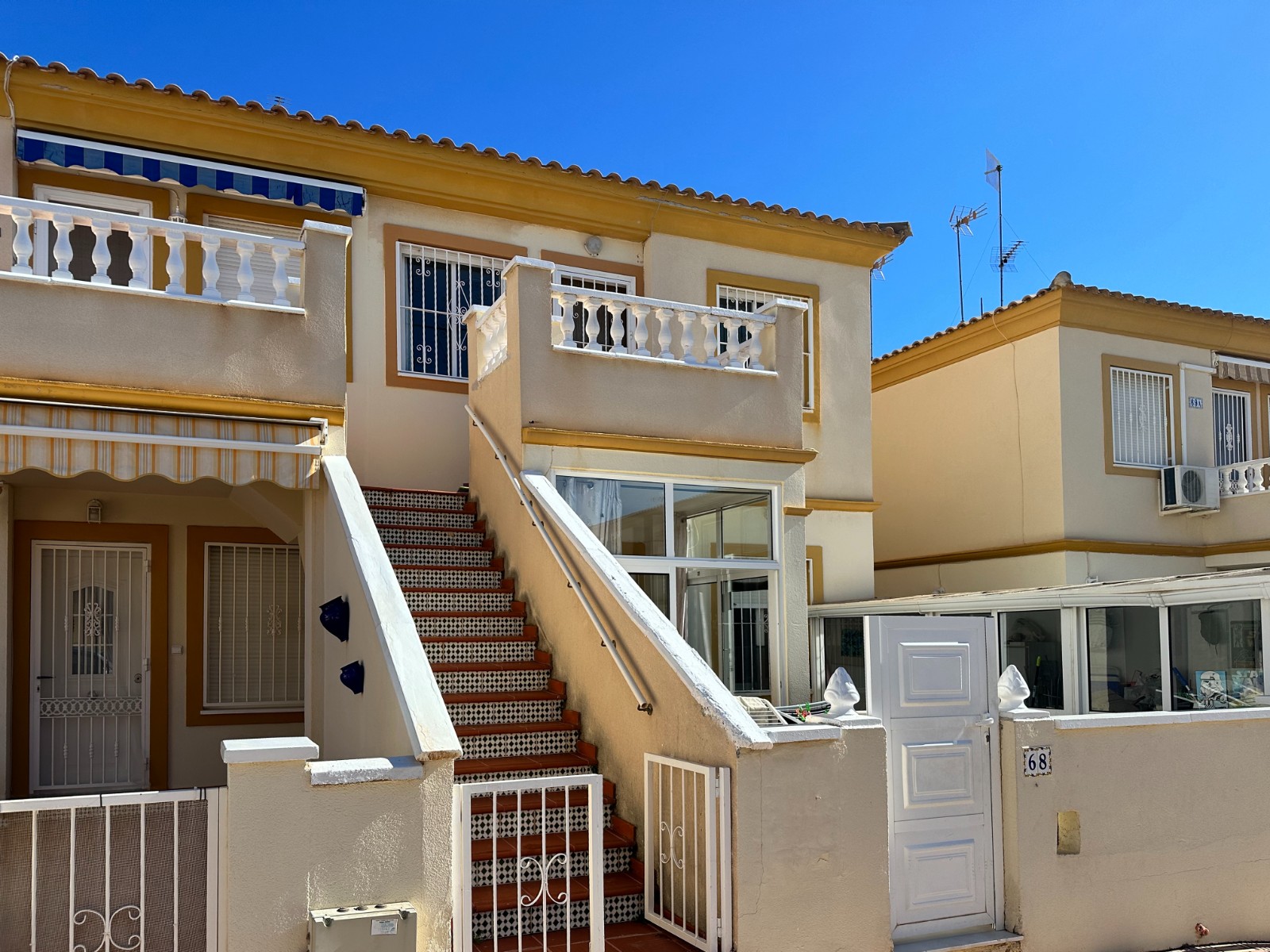 For sale - 2 Bedroom 1 Bathroom Apartment in Orihuela Costa - Costa Blanca  - Alicante