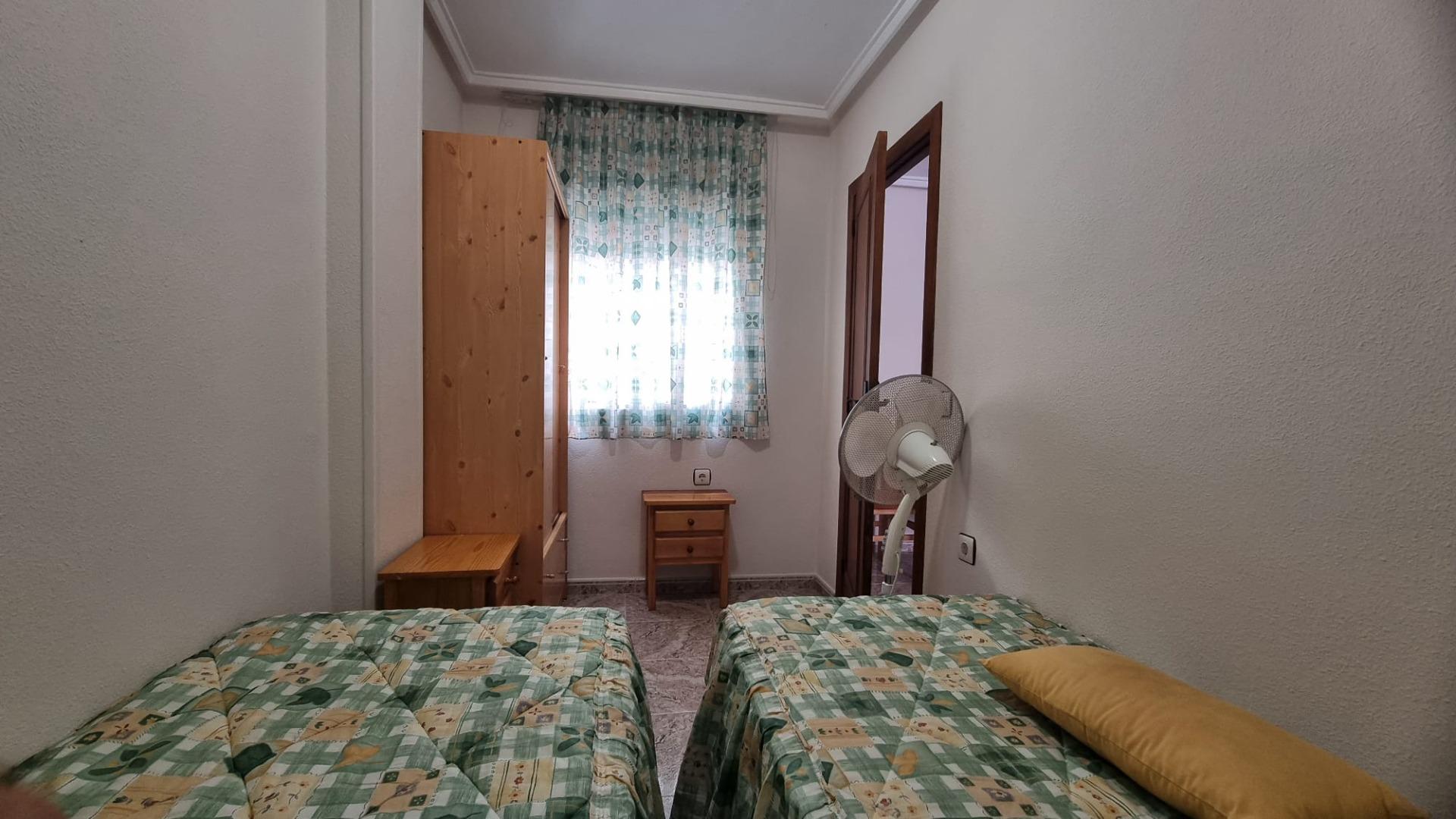For sale - 2 Bedroom 1 Bathroom Apartment in Torrevieja - Acequion  - Alicante