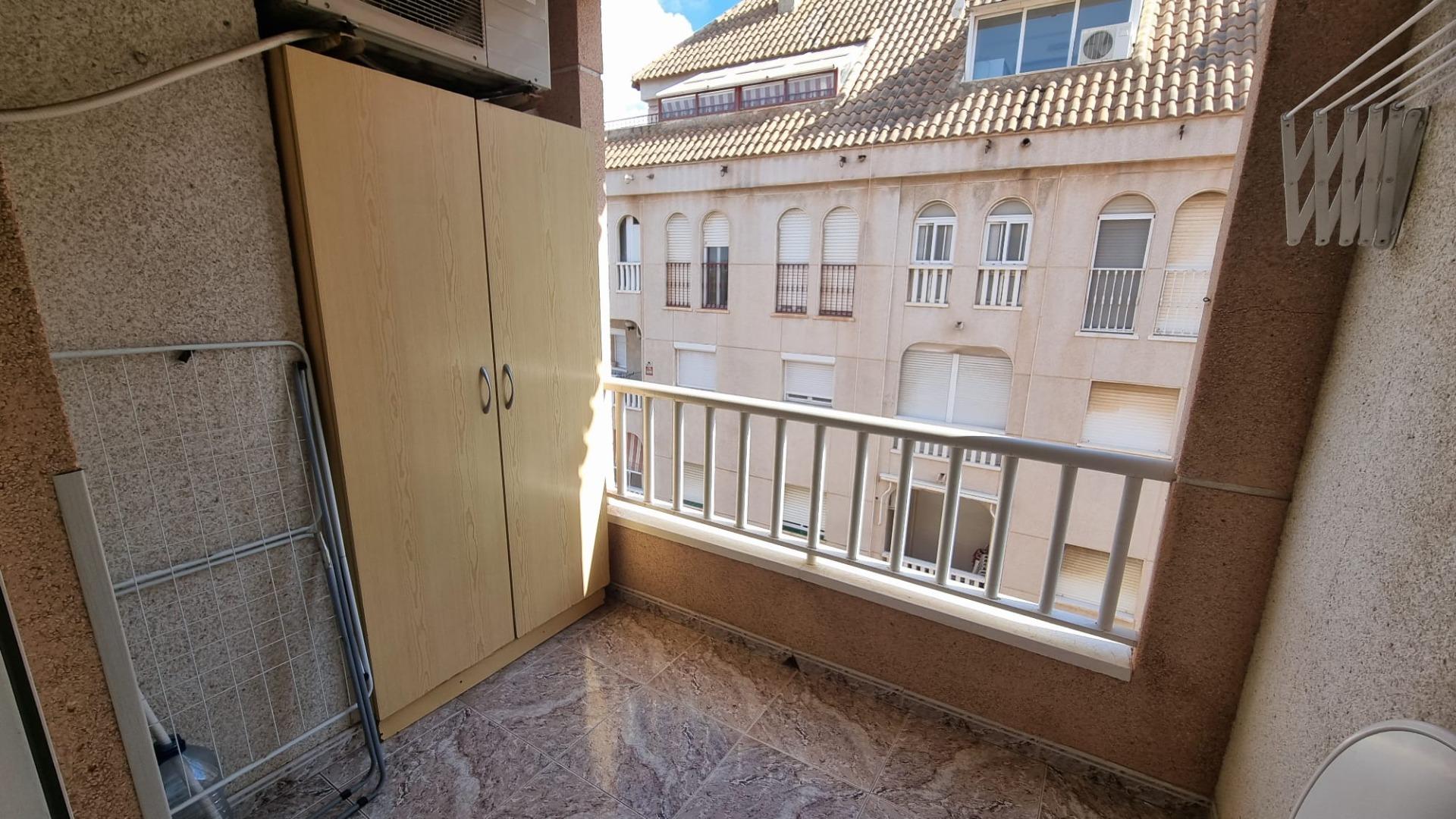 For sale - 2 Bedroom 1 Bathroom Apartment in Torrevieja - Acequion  - Alicante