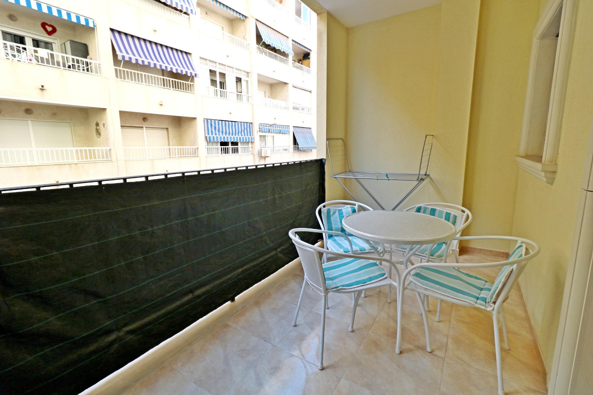 For sale - 2 Bedroom 1 Bathroom Apartment in Torrevieja - Acequion  - Alicante