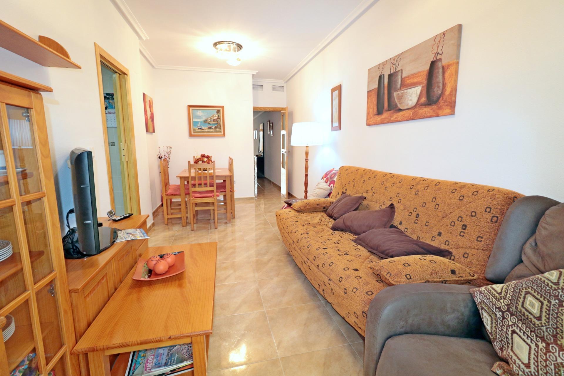 For sale - 2 Bedroom 1 Bathroom Apartment in Torrevieja - Acequion  - Alicante
