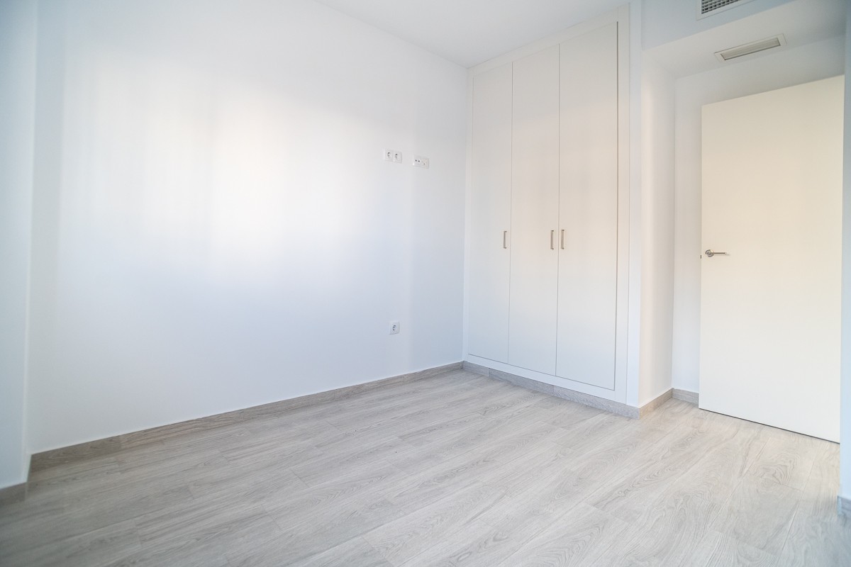 For sale - 3 Bedroom 2 Bathroom Apartment in Orihuela Costa - Costa Blanca  - Alicante