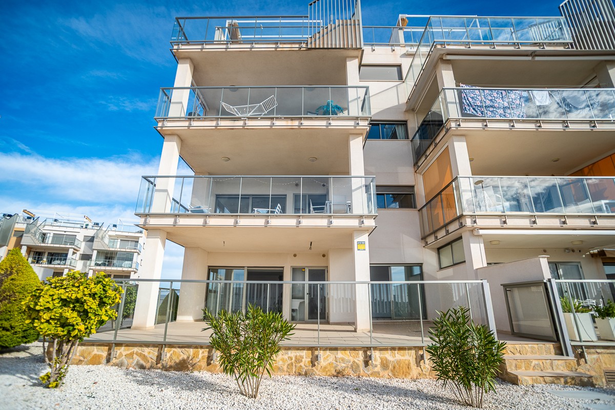 For sale - 3 Bedroom 2 Bathroom Apartment in Orihuela Costa - Costa Blanca  - Alicante