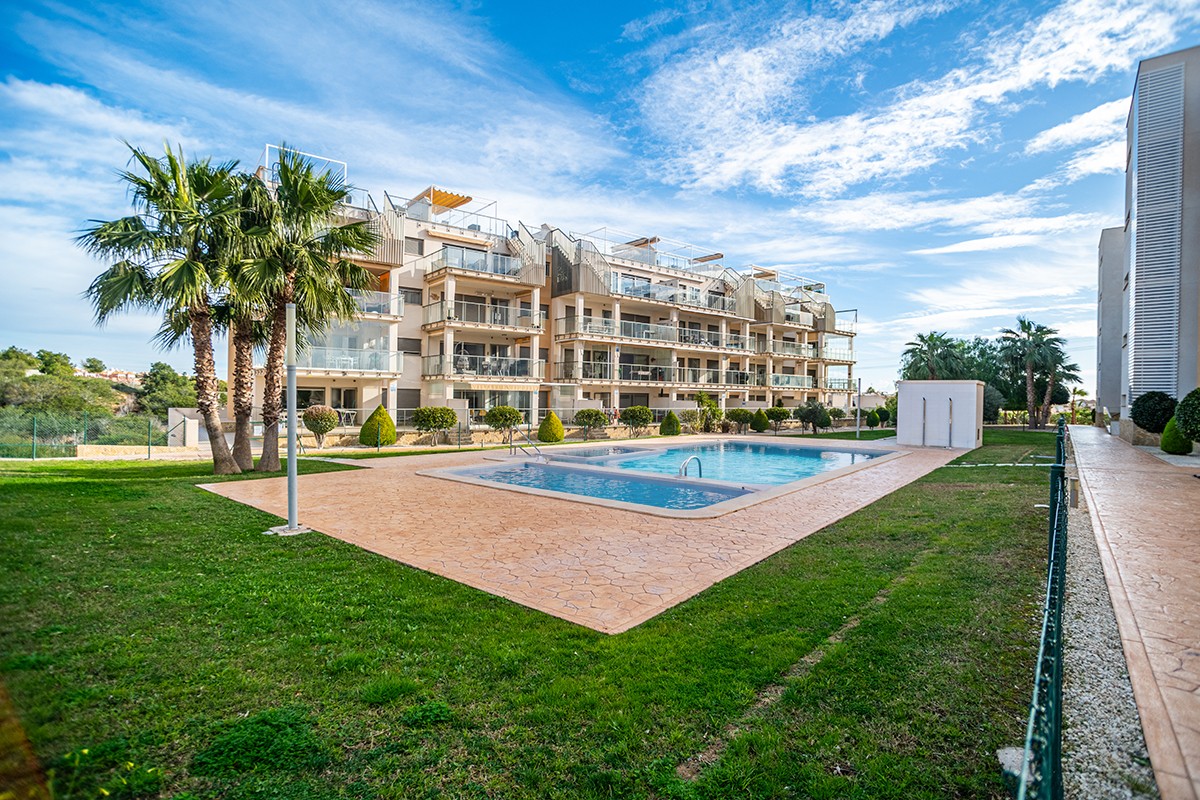 For sale - 3 Bedroom 2 Bathroom Apartment in Orihuela Costa - Costa Blanca  - Alicante
