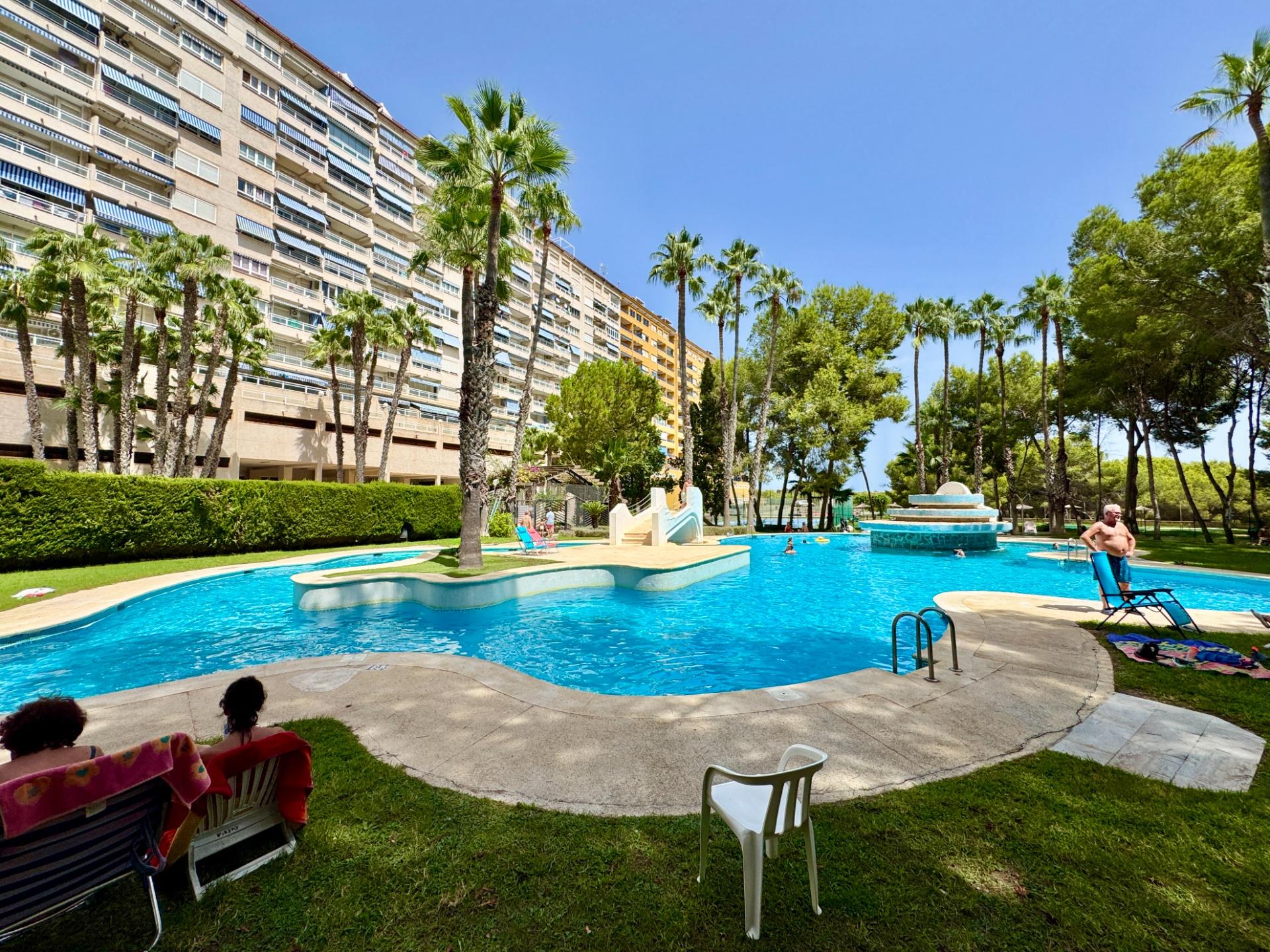 For sale - 2 Bedroom 1 Bathroom Apartment in Orihuela Costa - Altos De Campoamor  - Alicante