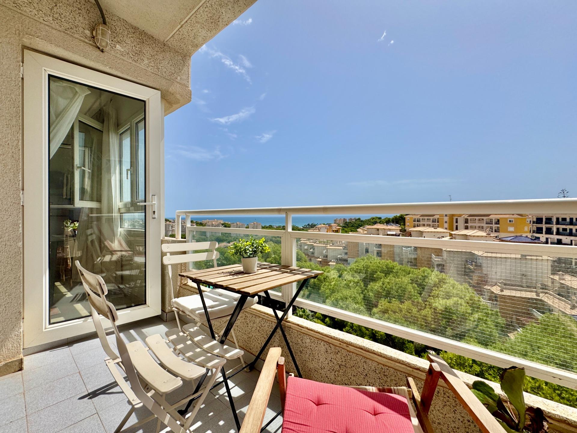 For sale - 2 Bedroom 1 Bathroom Apartment in Orihuela Costa - Altos De Campoamor  - Alicante