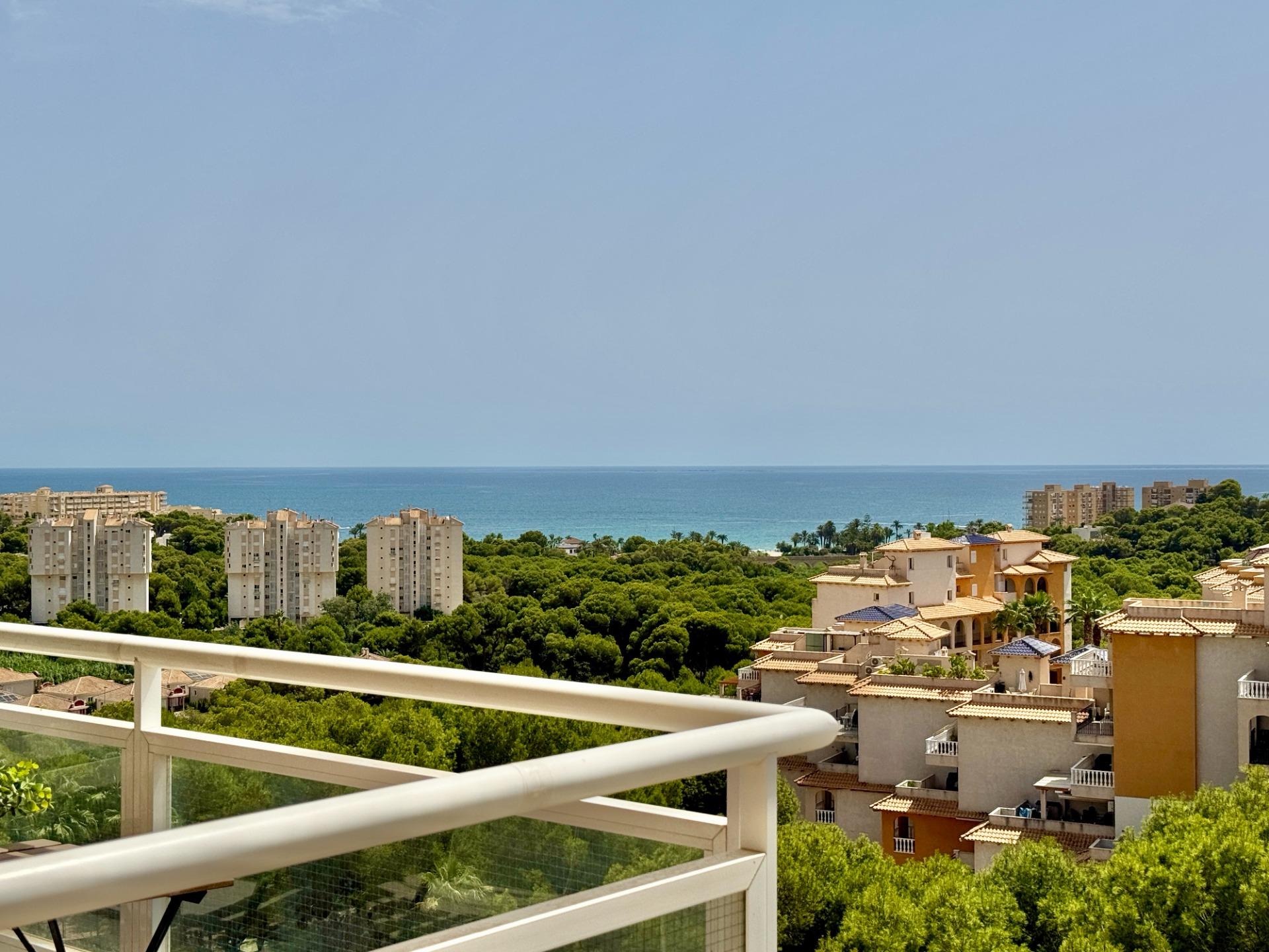 For sale - 2 Bedroom 1 Bathroom Apartment in Orihuela Costa - Altos De Campoamor  - Alicante