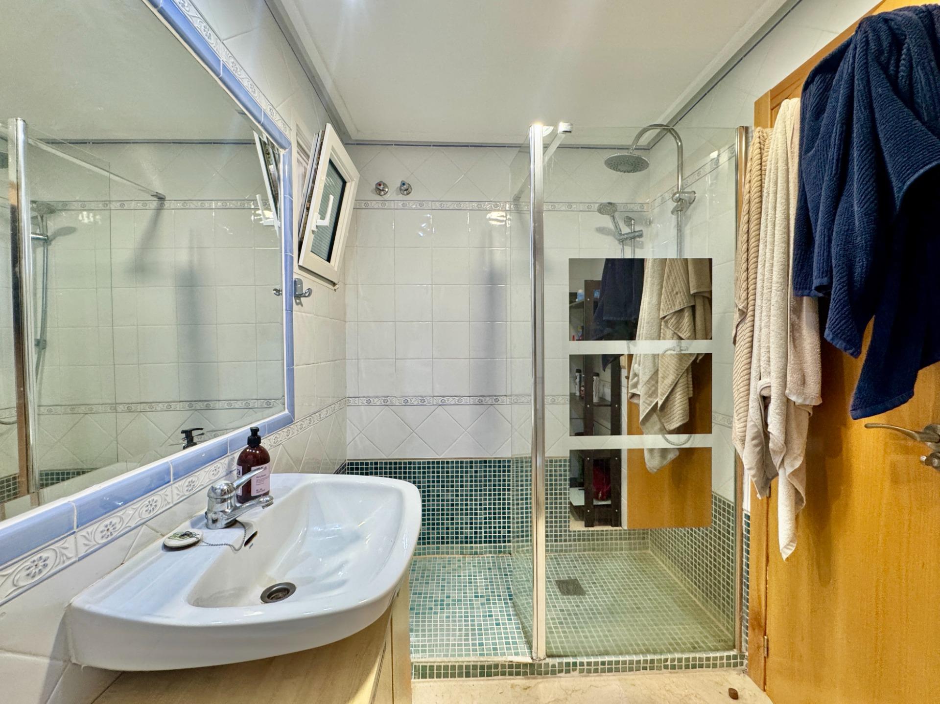 For sale - 2 Bedroom 1 Bathroom Apartment in Orihuela Costa - Altos De Campoamor  - Alicante