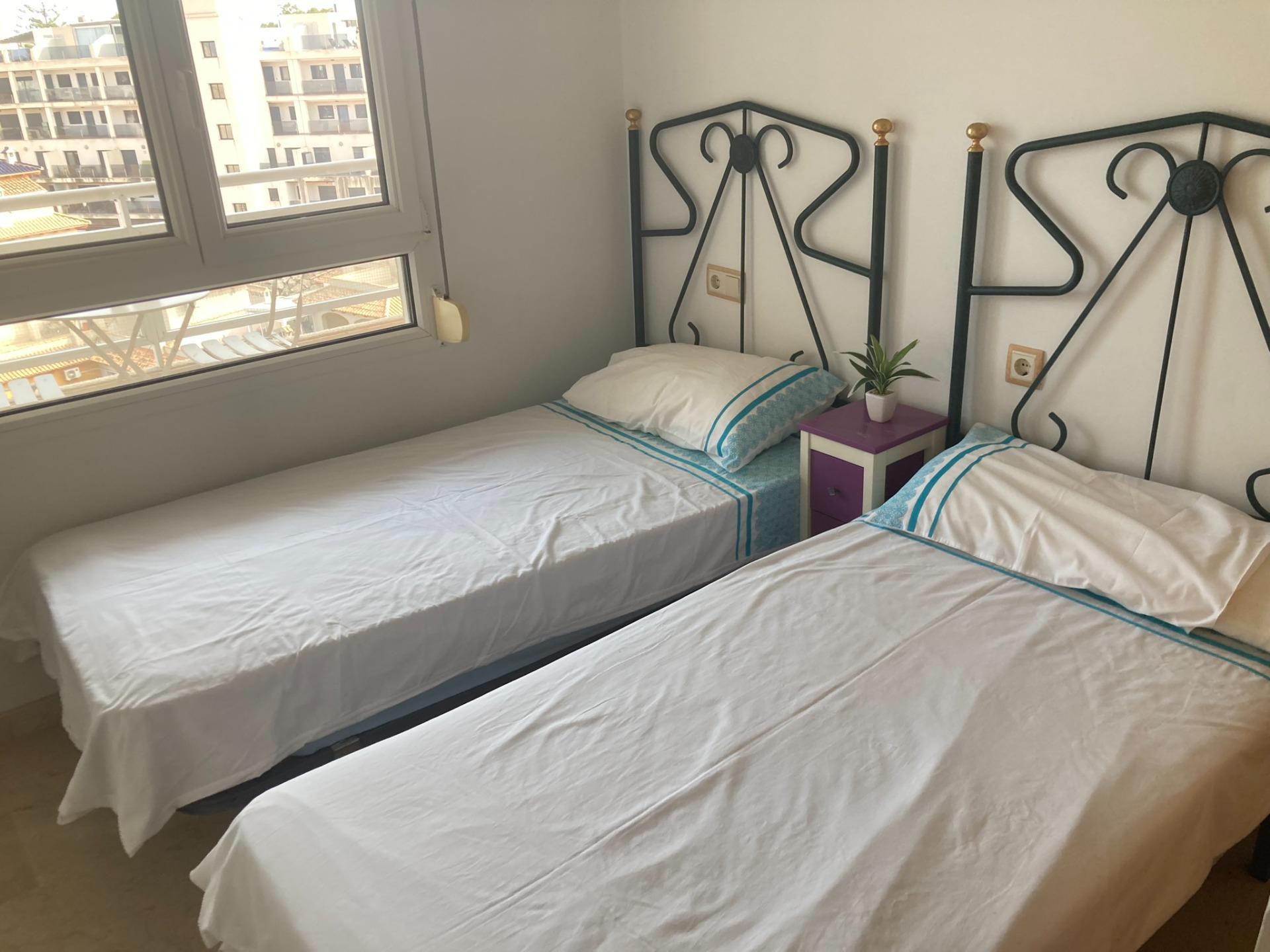 For sale - 2 Bedroom 1 Bathroom Apartment in Orihuela Costa - Altos De Campoamor  - Alicante