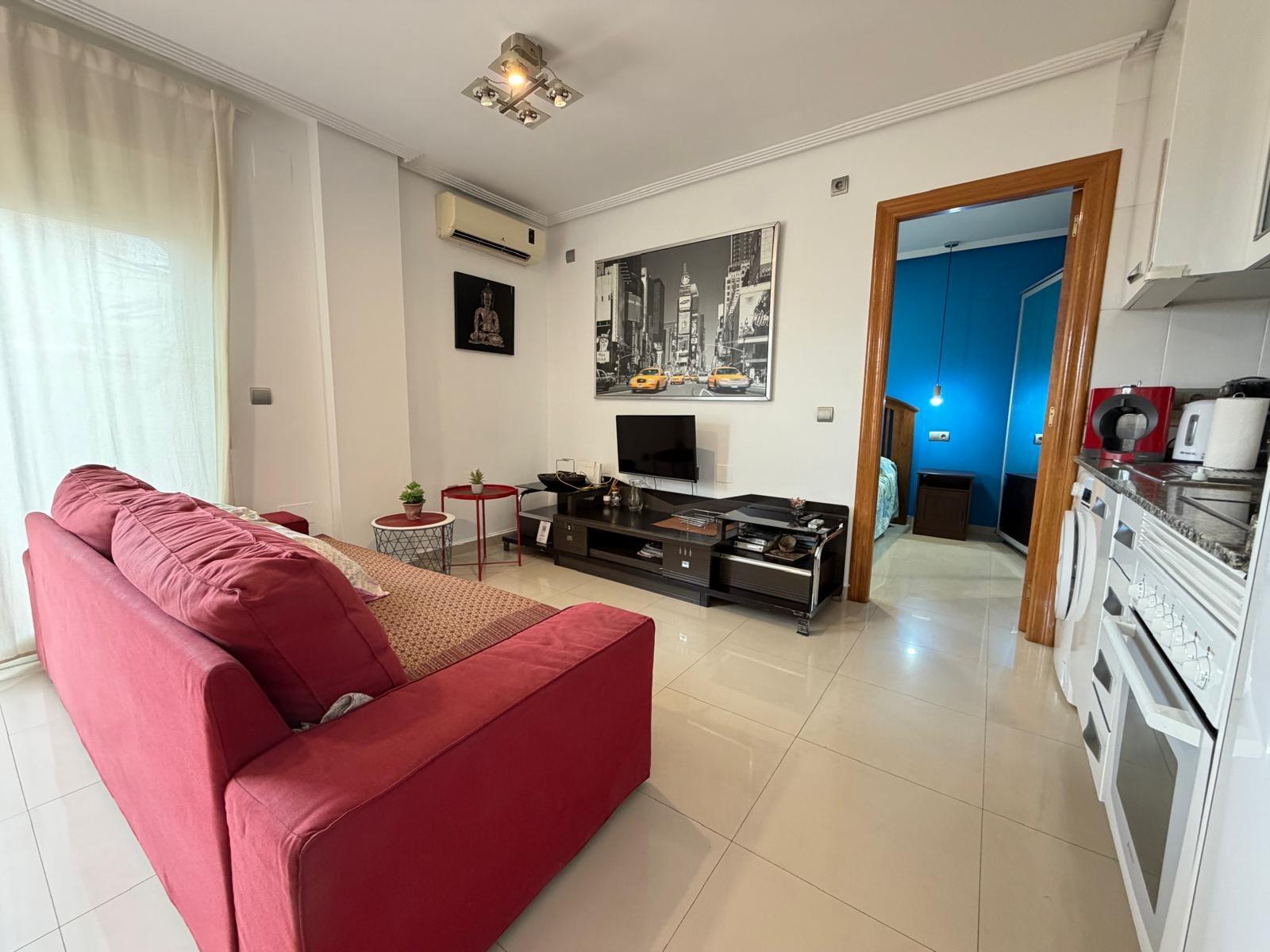 For sale - 2 Bedroom 1 Bathroom Penthouse in Torrevieja - Centro  - Alicante