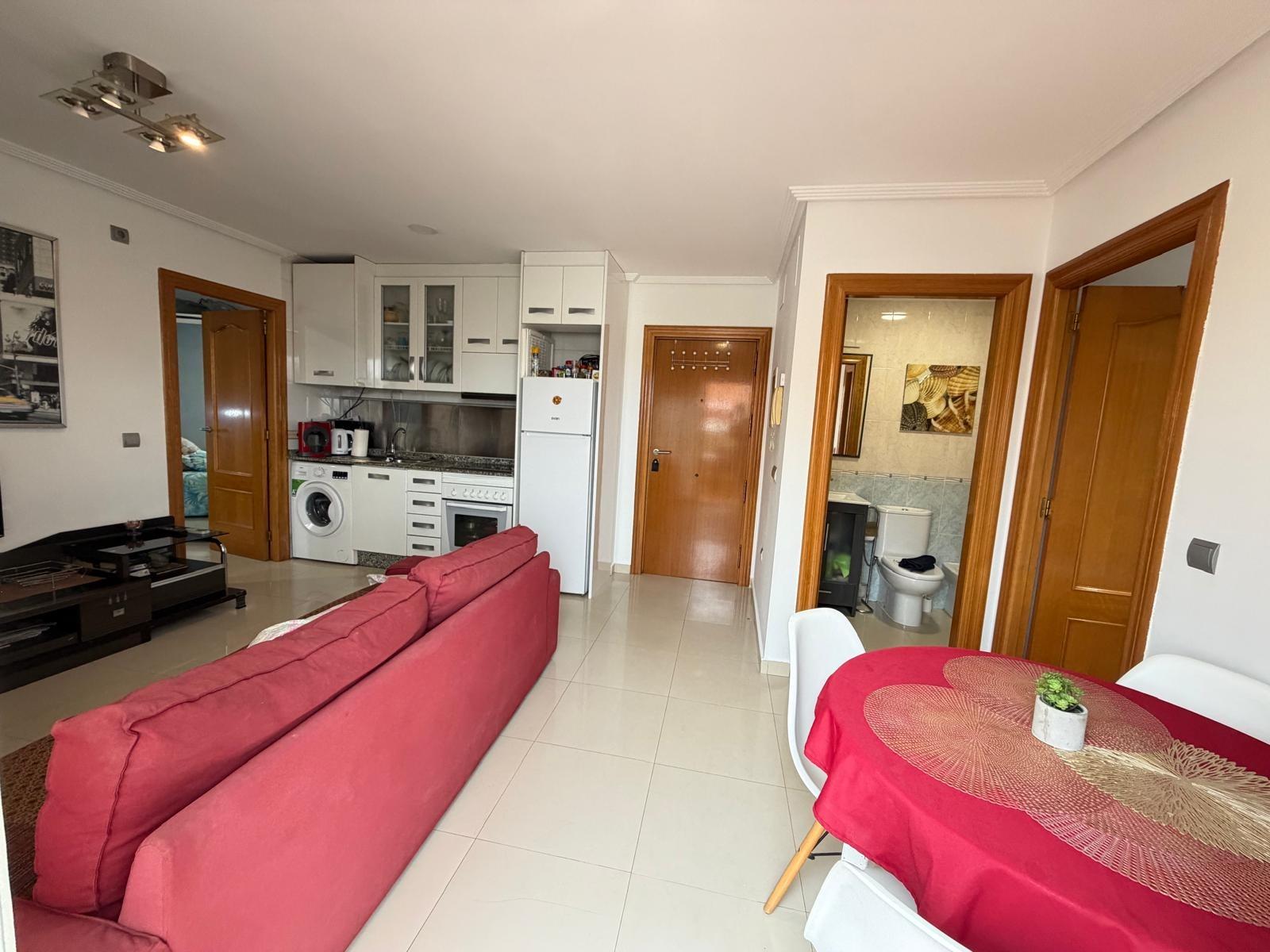 For sale - 2 Bedroom 1 Bathroom Penthouse in Torrevieja - Centro  - Alicante
