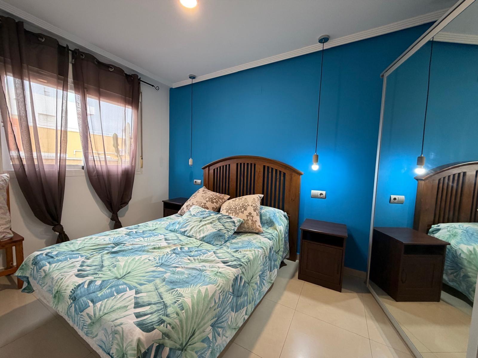 For sale - 2 Bedroom 1 Bathroom Penthouse in Torrevieja - Centro  - Alicante