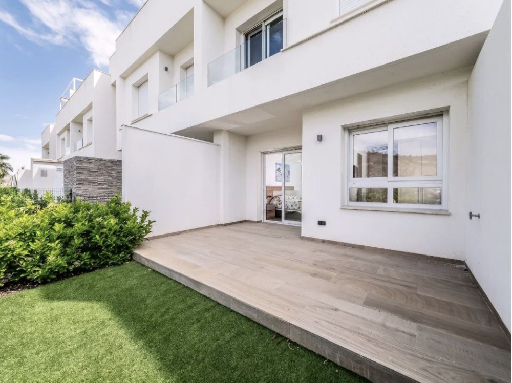 For sale - 2 Bedroom 2 Bathroom Apartment in Algorfa - Inland  - Alicante