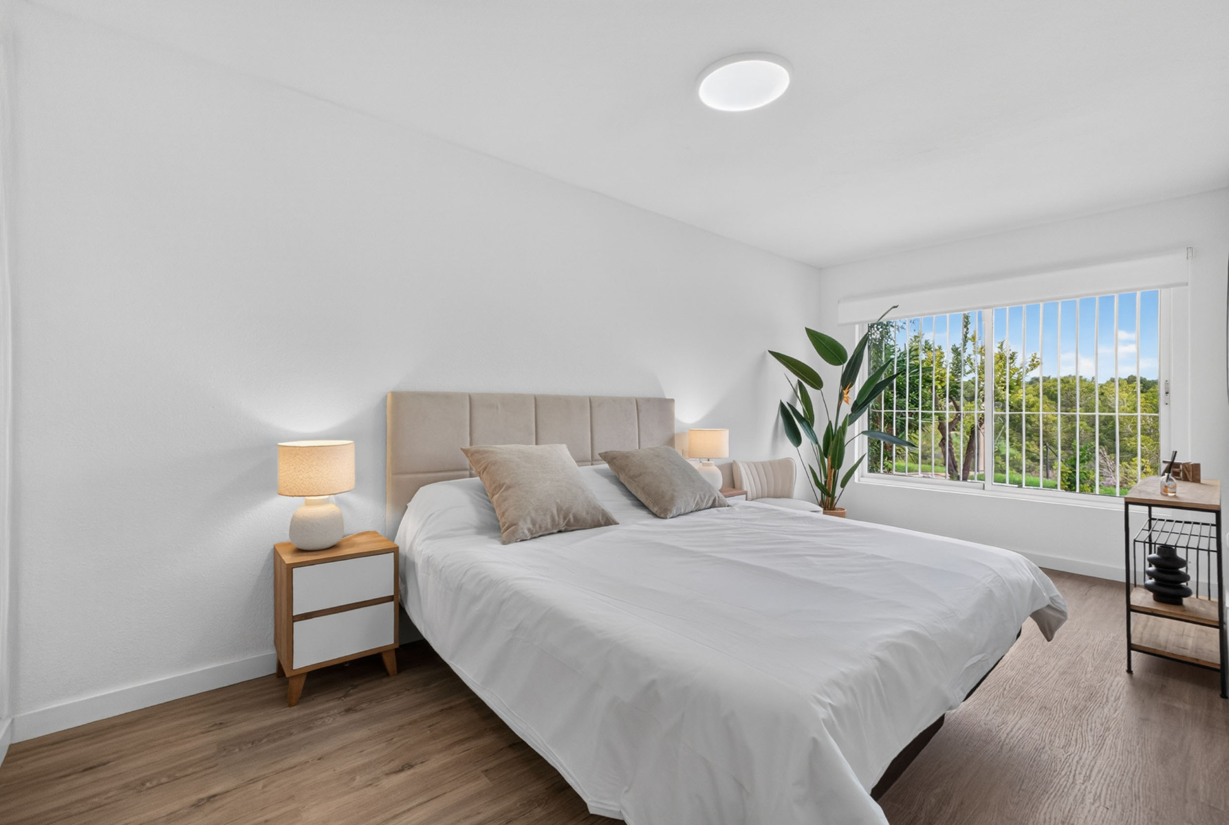 For sale - 2 Bedroom 1 Bathroom Bungalow in Orihuela Costa - Costa Blanca  - Alicante