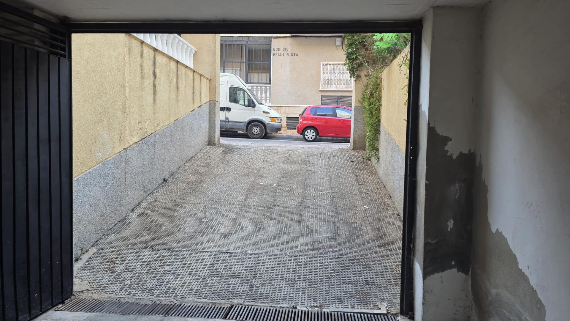 For sale - 2 Bedroom 1 Bathroom Apartment in Torrevieja - Playa Del Cura  - Alicante