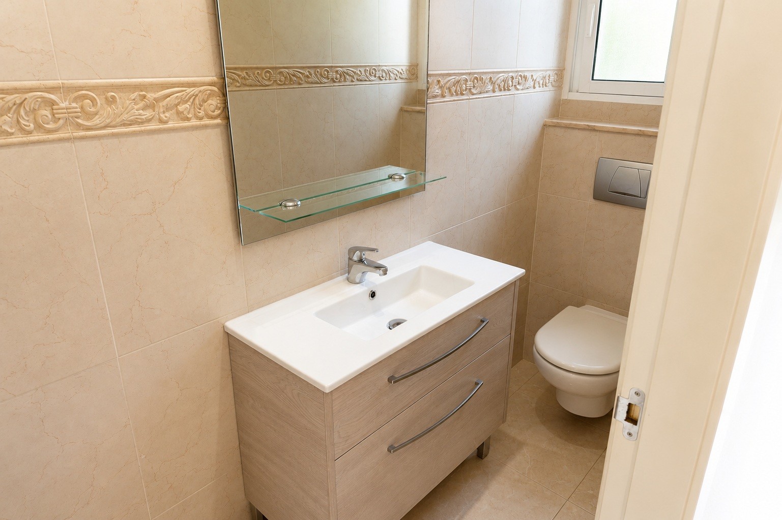 For sale - 4 Bedroom 3 Bathroom Villa in Rojales - Inland  - Alicante