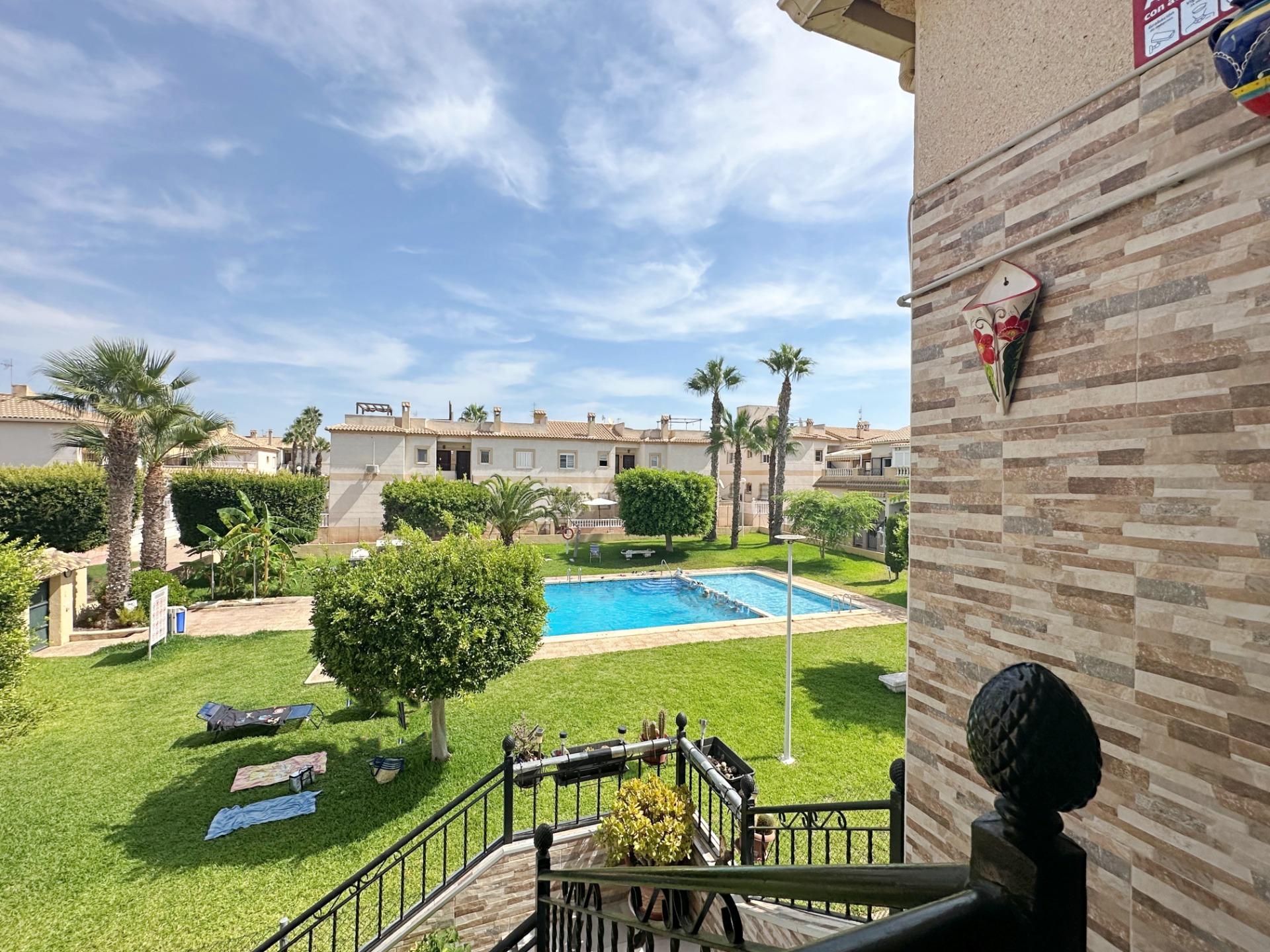 For sale - 2 Bedroom 1 Bathroom Bungalow in Torrevieja - aguas nuevas  - Alicante