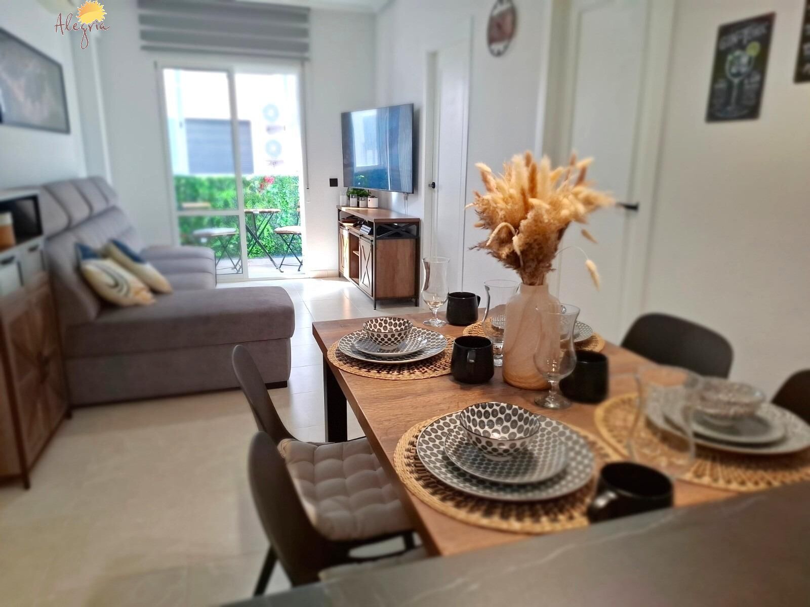 For sale - 2 Bedroom 1 Bathroom Apartment in Torrevieja - Estacion De Autobuses  - Alicante