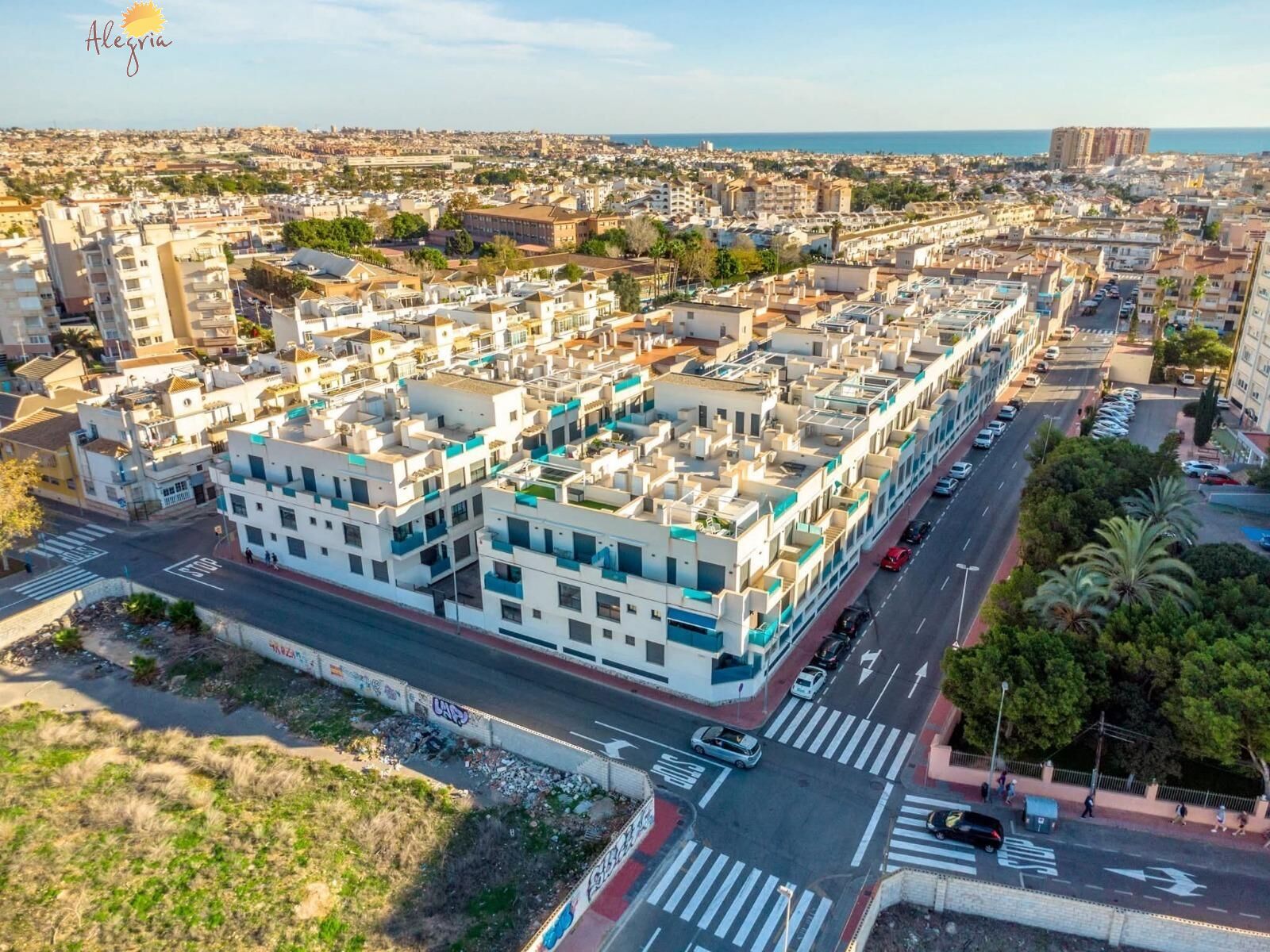 For sale - 2 Bedroom 1 Bathroom Apartment in Torrevieja - Estacion De Autobuses  - Alicante