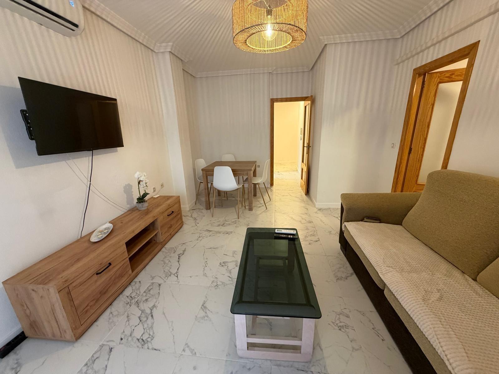 For sale - 2 Bedroom 1 Bathroom Apartment in Torrevieja - Acequion  - Alicante