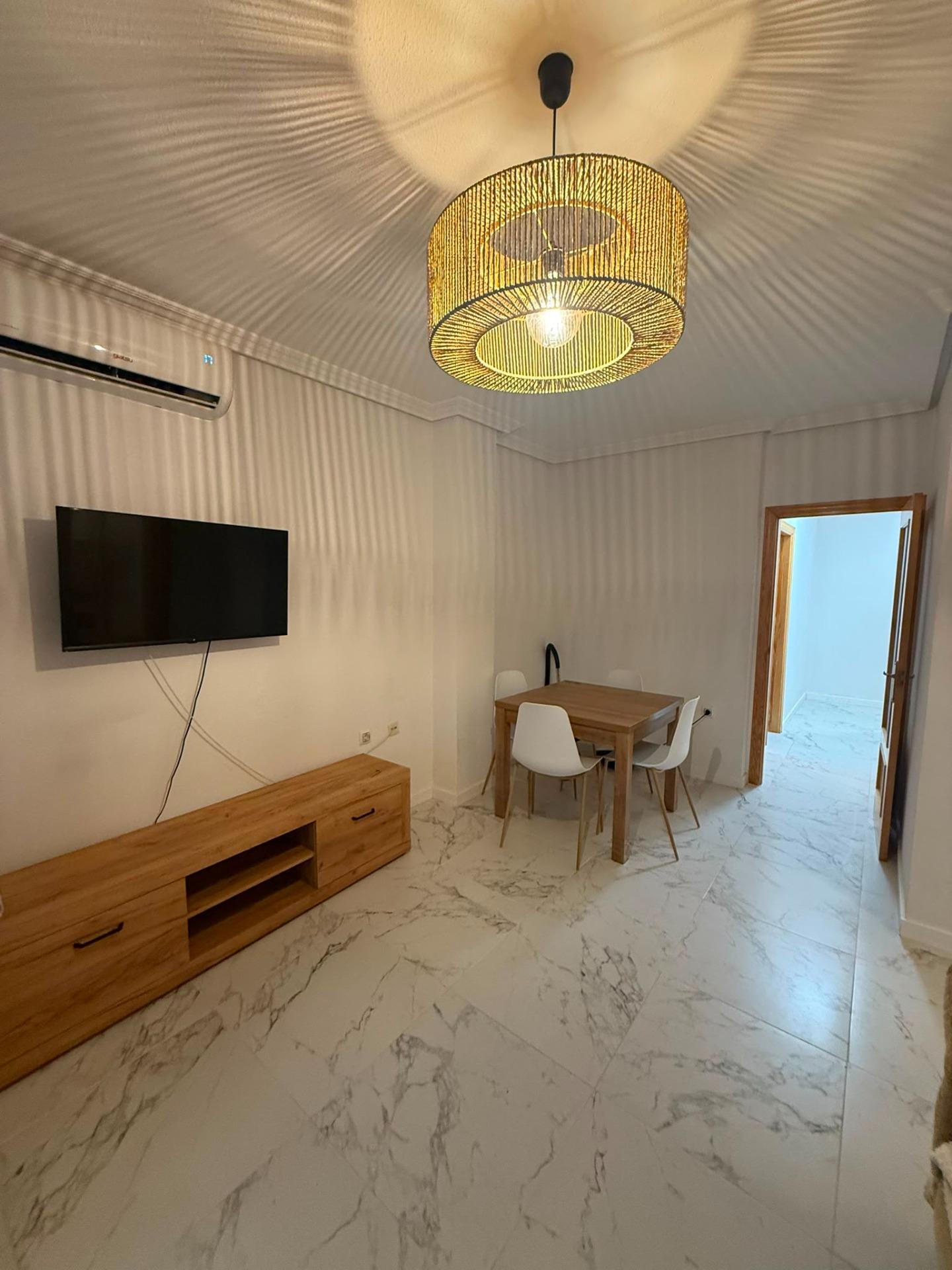 For sale - 2 Bedroom 1 Bathroom Apartment in Torrevieja - Acequion  - Alicante