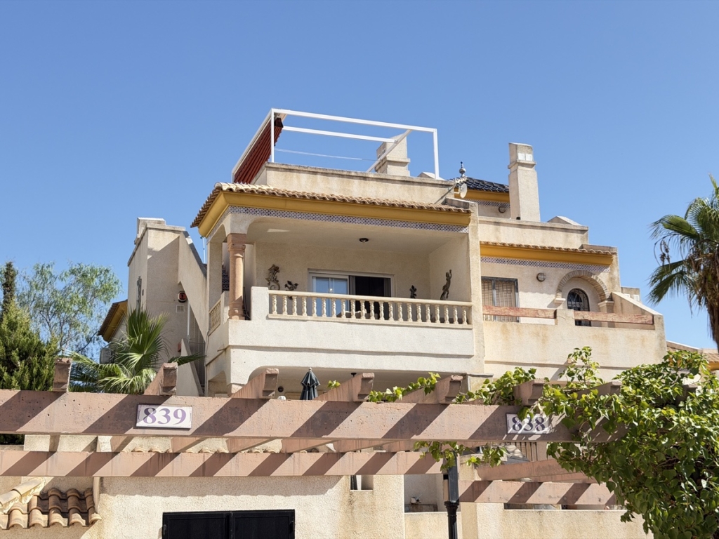 2 Bedroom 2 Bathroom Apartment in Las Ramblas Golf