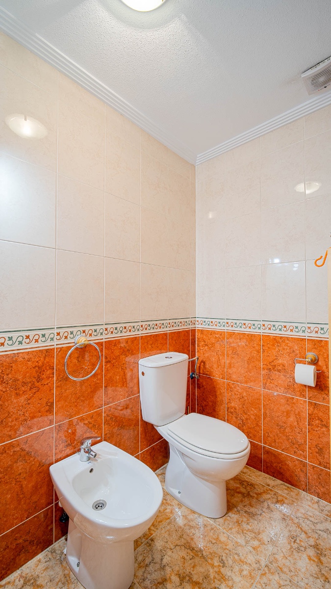 For sale - 2 Bedroom 1 Bathroom Apartament in Punta Prima - Punta Prima  - Alicante