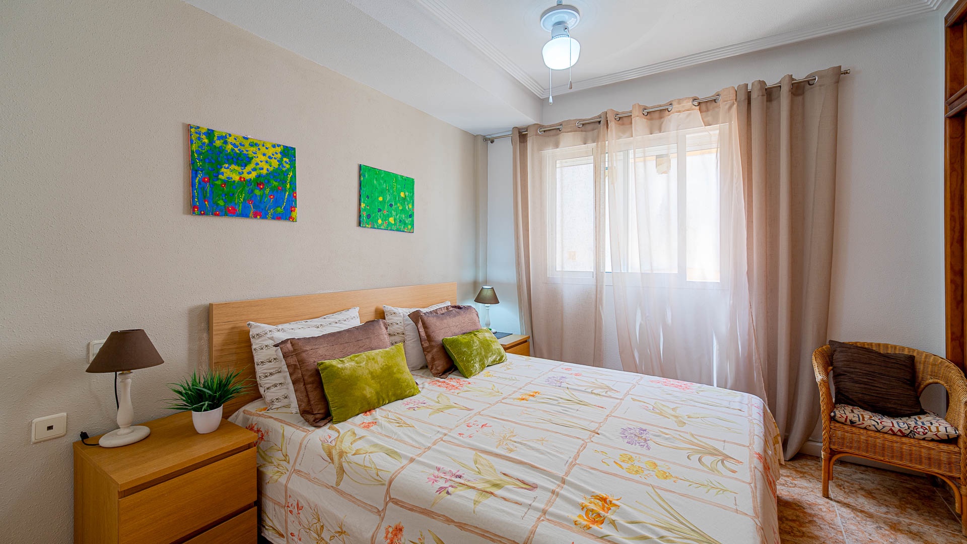 For sale - 2 Bedroom 1 Bathroom Apartament in Punta Prima - Punta Prima  - Alicante