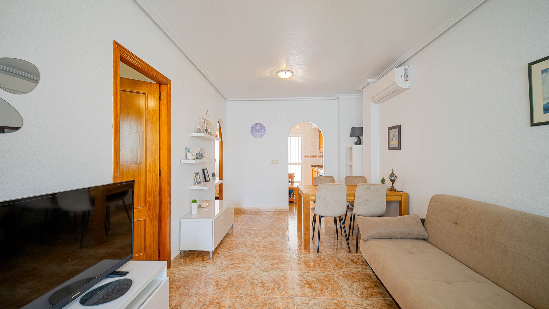 For sale - 2 Bedroom 1 Bathroom Apartament in Punta Prima - Punta Prima  - Alicante