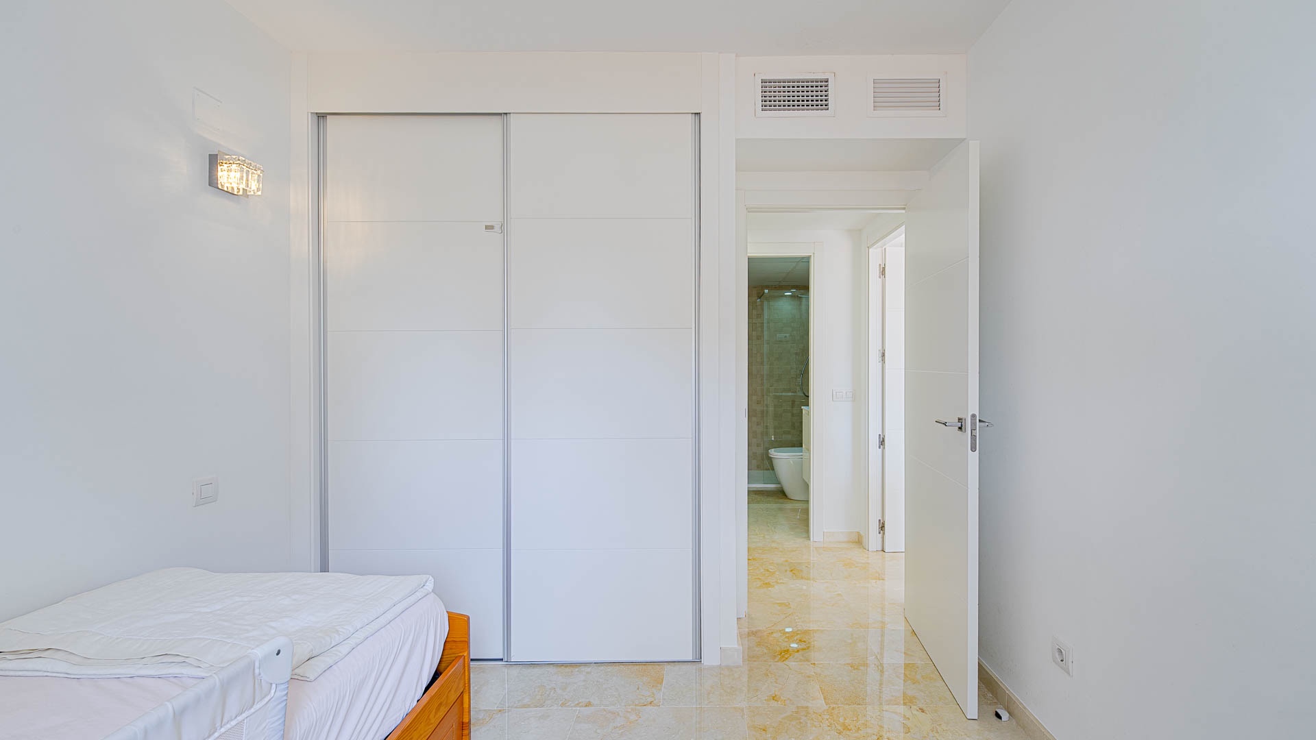 For sale - 3 Bedroom 2 Bathroom Apartament in Punta Prima - Punta Prima  - Alicante