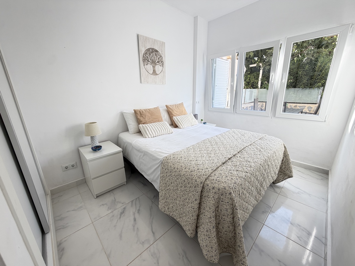 For sale - 2 Bedroom 1 Bathroom Apartment in La Zenia - , La Zenia, Alicante, Spain - Alicante
