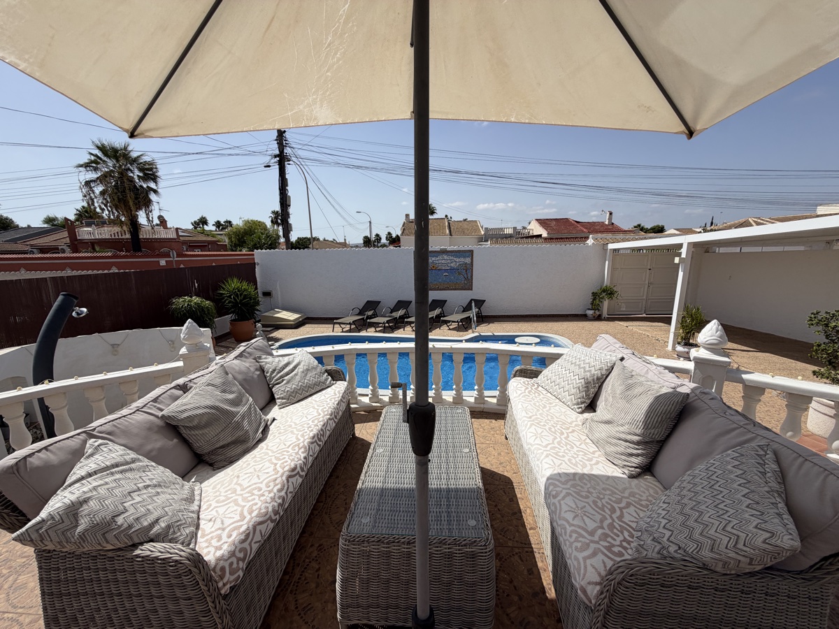 For sale - 3 Bedroom 3 Bathroom Bungalow in Torrevieja - , San Luis, Alicante, Spain - Alicante