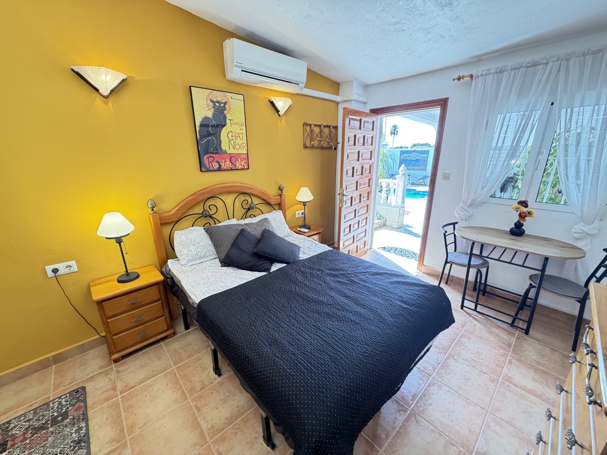 For sale - 3 Bedroom 3 Bathroom Bungalow in Torrevieja - , San Luis, Alicante, Spain - Alicante