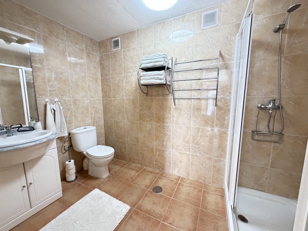 For sale - 3 Bedroom 3 Bathroom Bungalow in Torrevieja - , San Luis, Alicante, Spain - Alicante