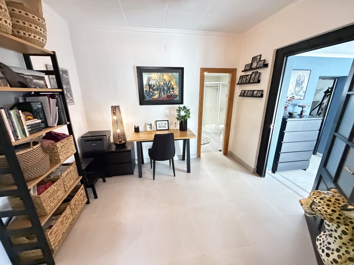 For sale - 3 Bedroom 3 Bathroom Bungalow in Torrevieja - , San Luis, Alicante, Spain - Alicante
