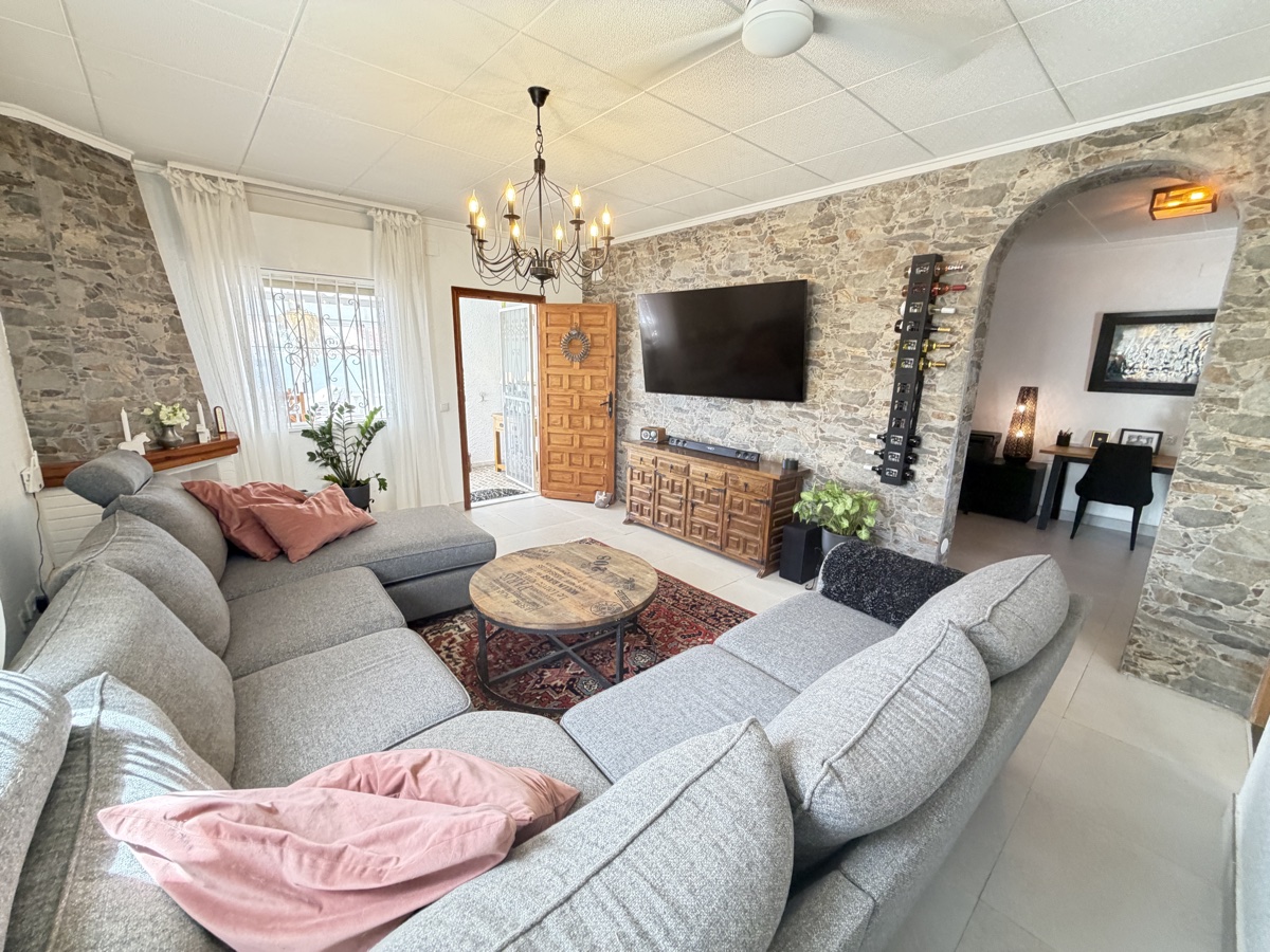 For sale - 3 Bedroom 3 Bathroom Bungalow in Torrevieja - , San Luis, Alicante, Spain - Alicante