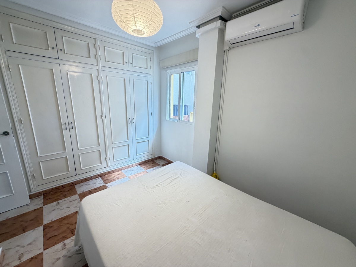 For sale - 2 Bedroom 1 Bathroom Penthouse Apartment in Villamartin - , Villamartin, Alicante, Spain - Alicante