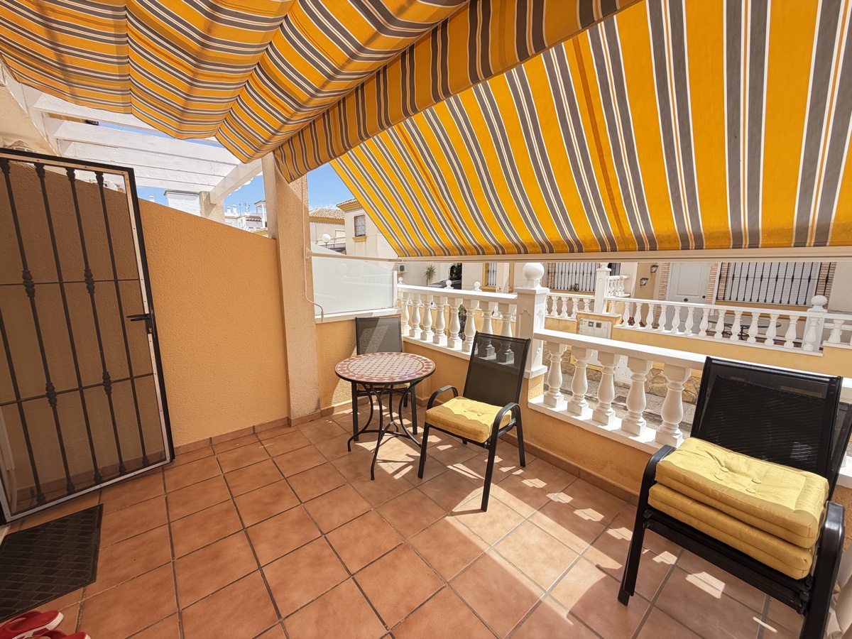 For sale - 3 Bedroom 2 Bathroom Quad in Villamartin - , Villamartin, Alicante, Spain - Alicante