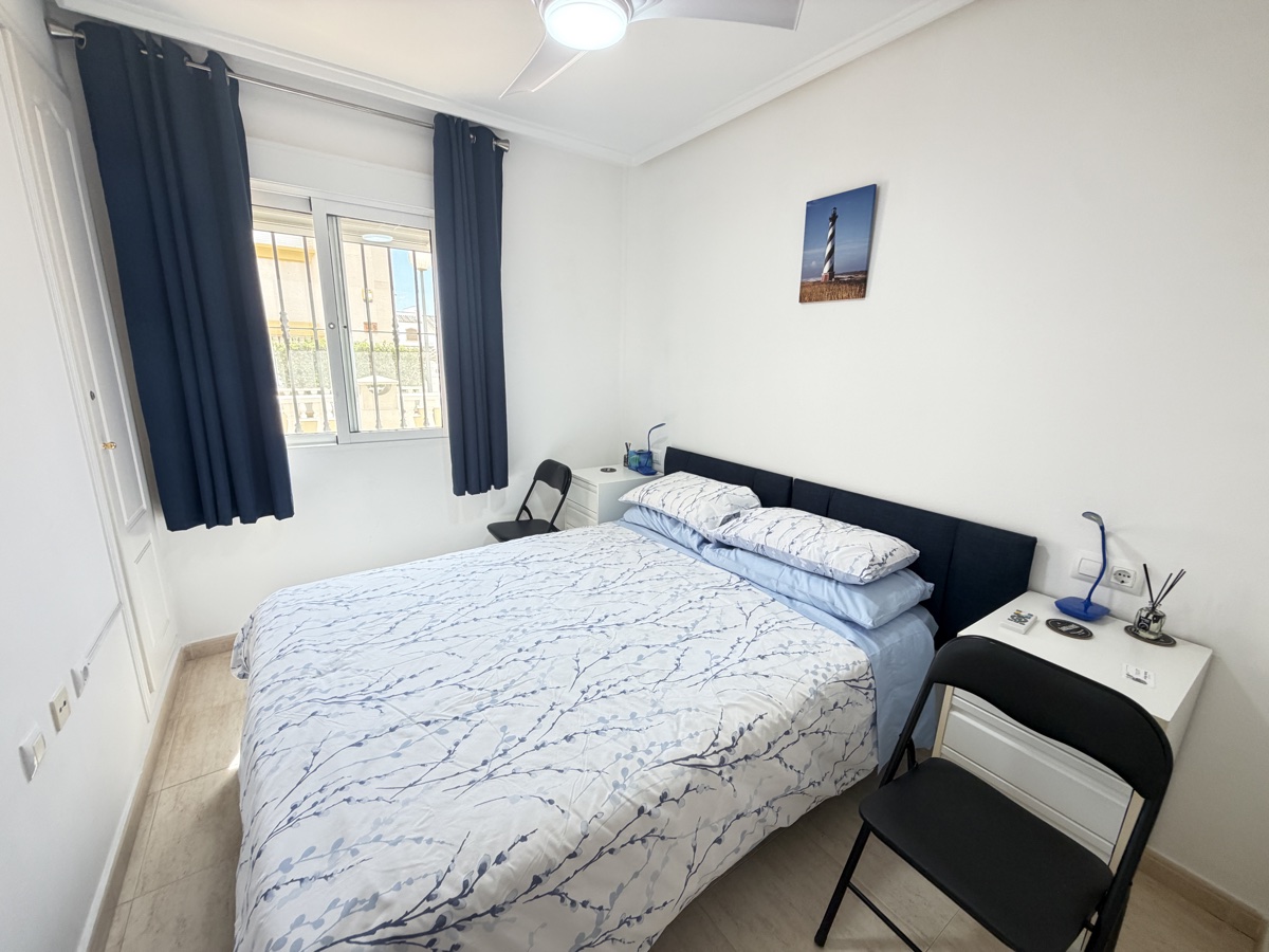 For sale - 3 Bedroom 2 Bathroom Quad in Villamartin - , Villamartin, Alicante, Spain - Alicante