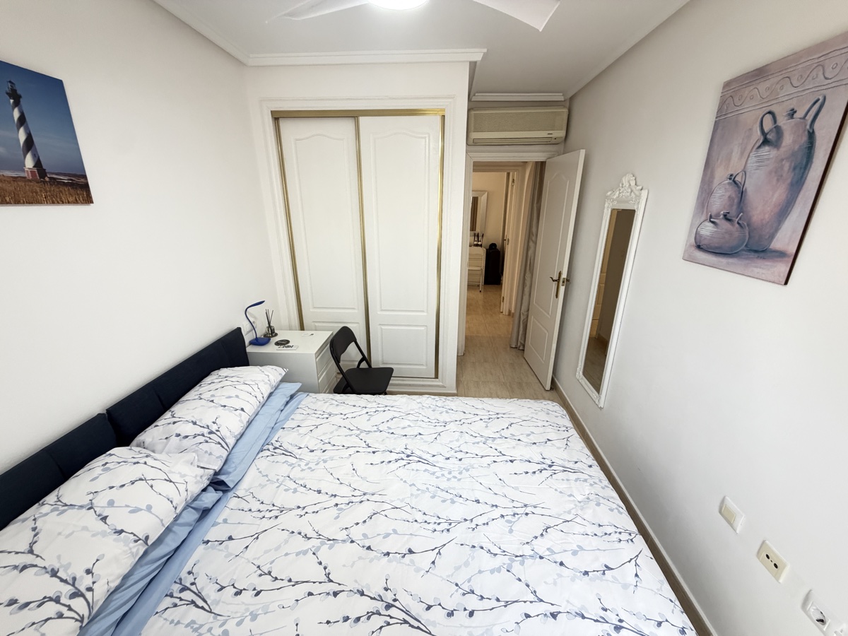 For sale - 3 Bedroom 2 Bathroom Quad in Villamartin - , Villamartin, Alicante, Spain - Alicante