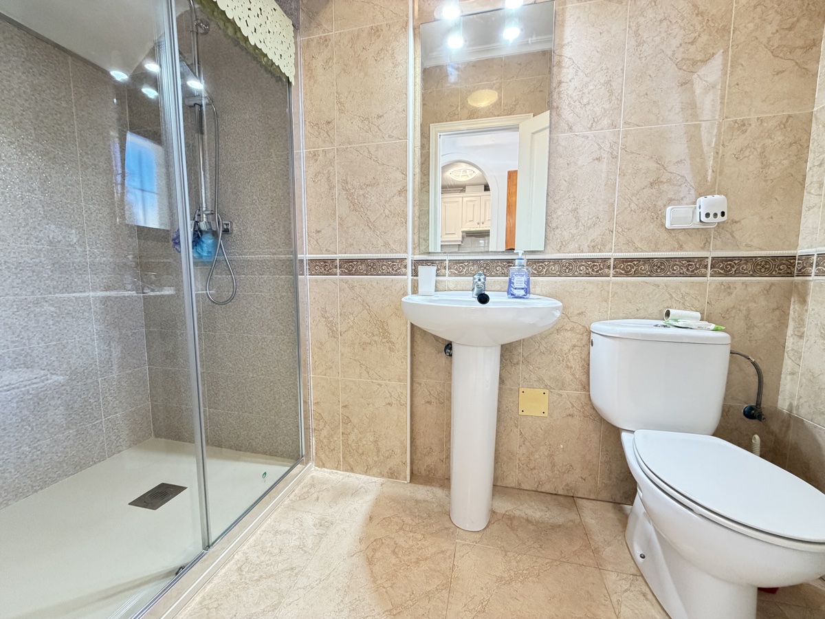 For sale - 2 Bedroom 2 Bathroom Townhouse in Campoamor Golf, Villamartin - , Campoamor Golf, Alicante, Spain - Alicante